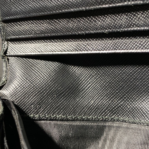 Authentic 🖤PRADA Long Wallet - Picture 11 of 16